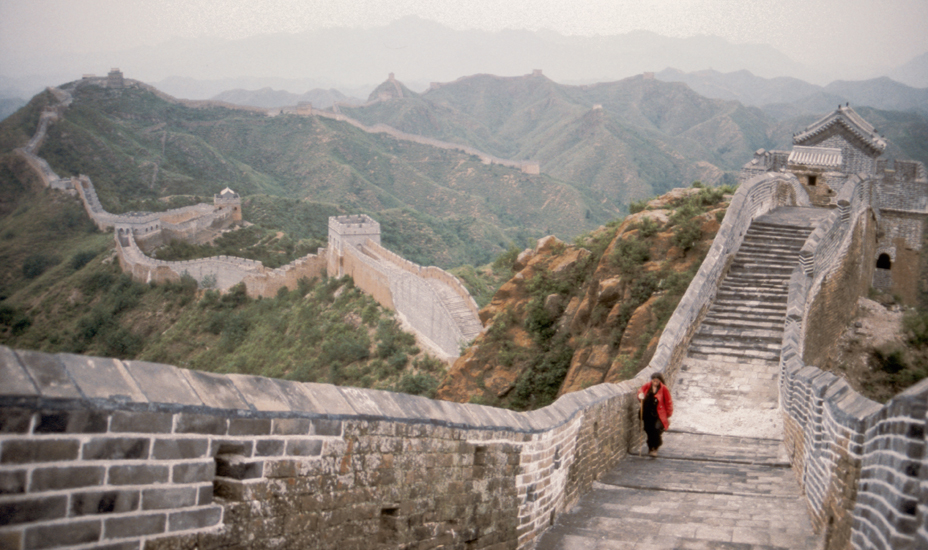 Abramovic on Big China Wall